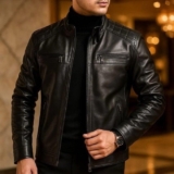 JAQUETÃO DE CO-U-RÔ Jaqueta De Couro Masculina Slim Forrada POR  120,52 CUPOM: N…