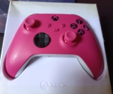 POR AQUI USAMOS ROSA Controle Xbox Series Deep Pink DE 549 | POR 299,90 EM 7X CU…